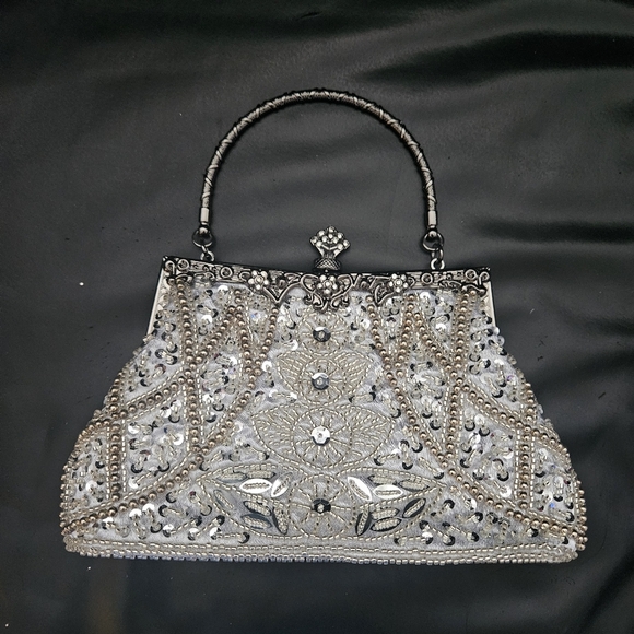 Vintage Elegant Silver Embroidered Studded Embellished Formal Handbag Gun Metal - Picture 6 of 10